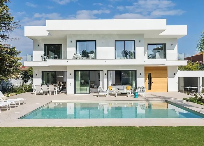 Homeclub Villa Con Piscina Privada En Guadalmar
