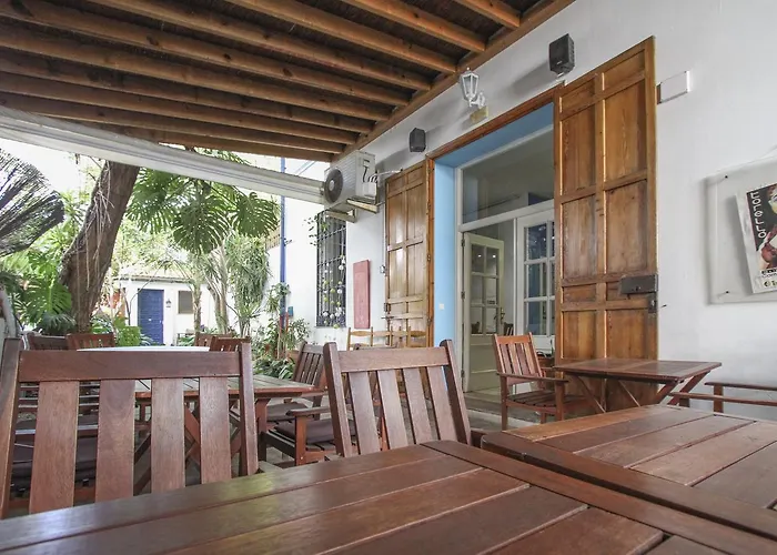 Hostal Las Acacias