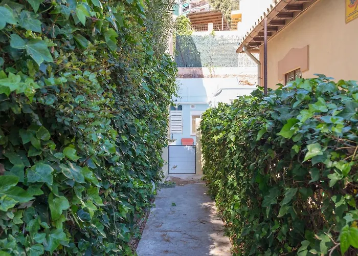 Pedregalejo, Casita Cerca Del Mar