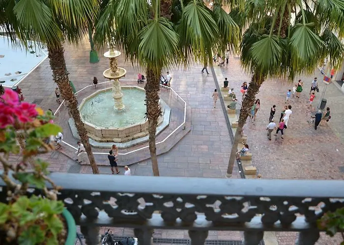 Las Mansiones De Plaza Constitucion
