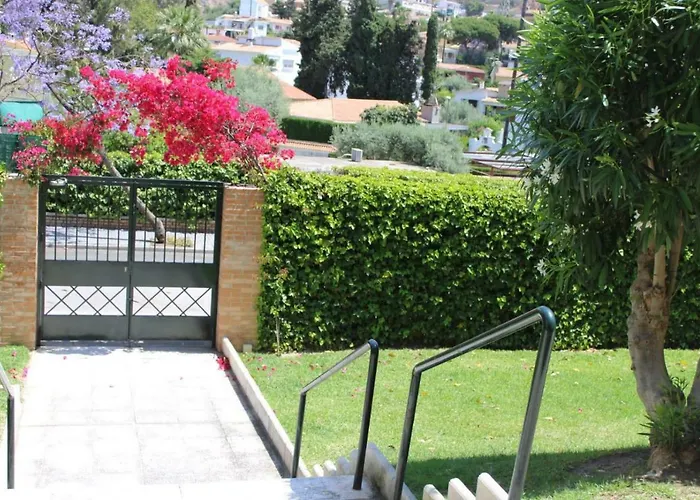 Chari Suites