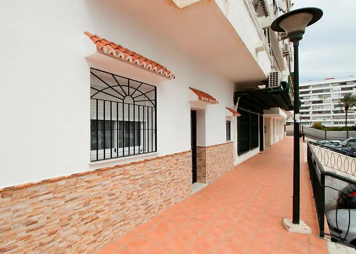 Palacios 6, Nuevo, Playa, Barrio Tranquilo, Todos Los Servicios, Pa