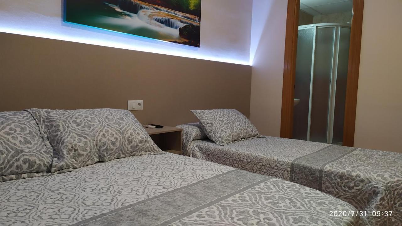 Rosas Guest house *