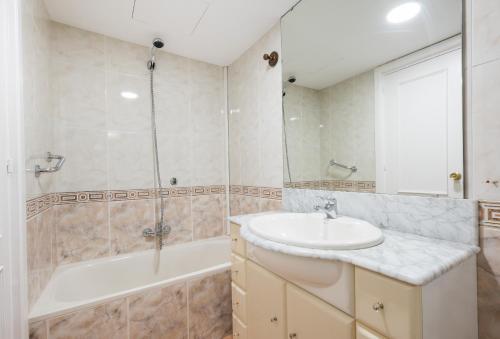 Apartment Center Flat Exclusive