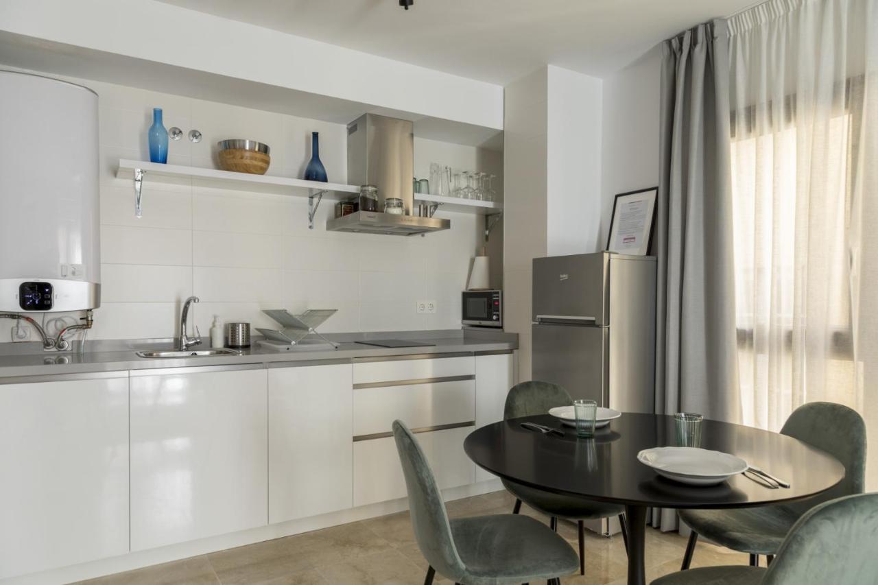 Caleta Homes - Ancha Del Carmen Apartment Malaga