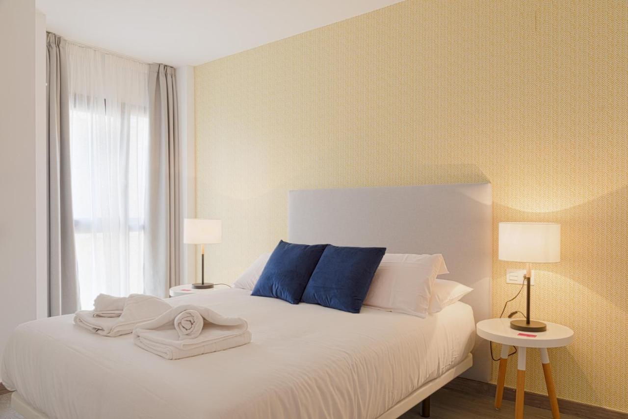 Caleta Homes - Ancha Del Carmen