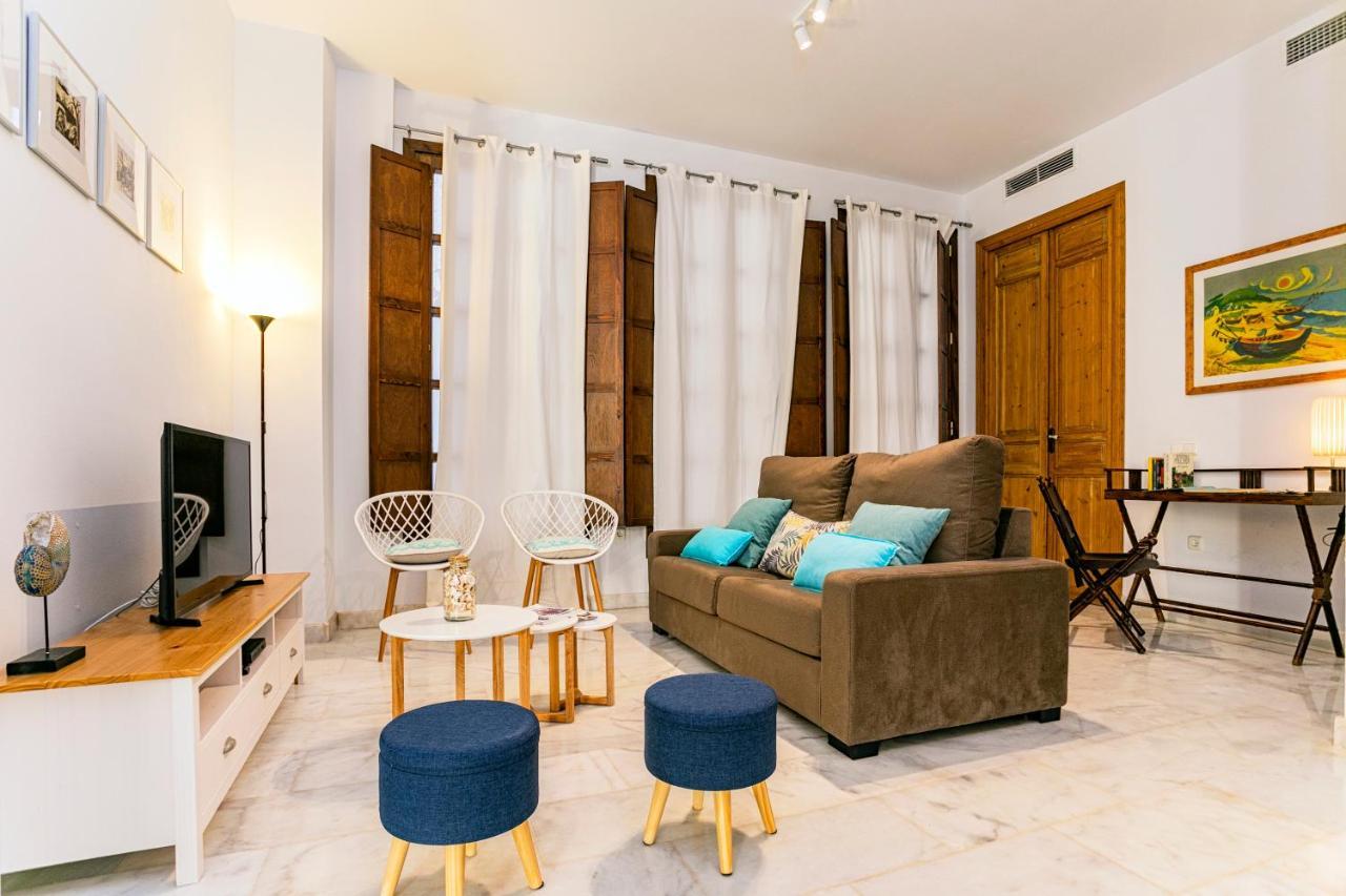-malagasunapts- Premium Historical Citycentre Apartment *