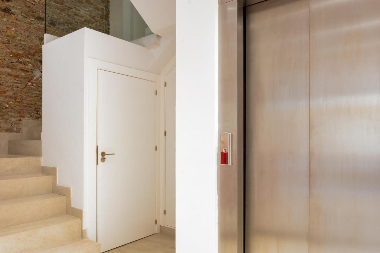 Minty - La Merced Atico Duplex Apartment