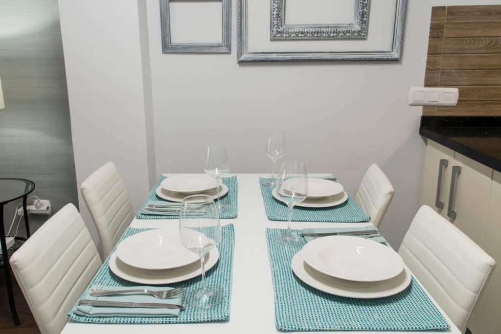 New!!! Luxury Center & Private Terrace Apartment *