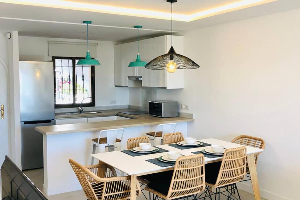 Apartment Luxury Modern By The Malaga