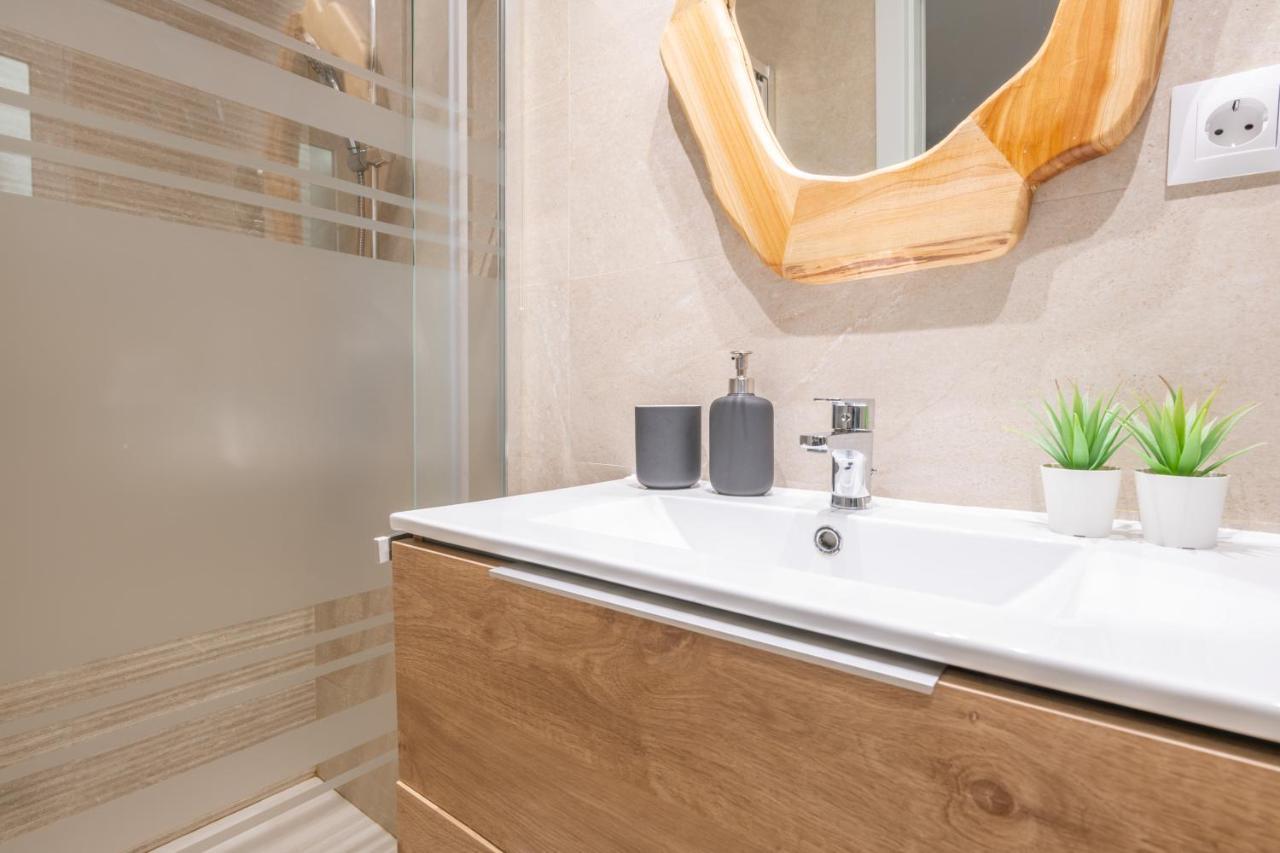 Nuevo Y Hermoso Apartamento *