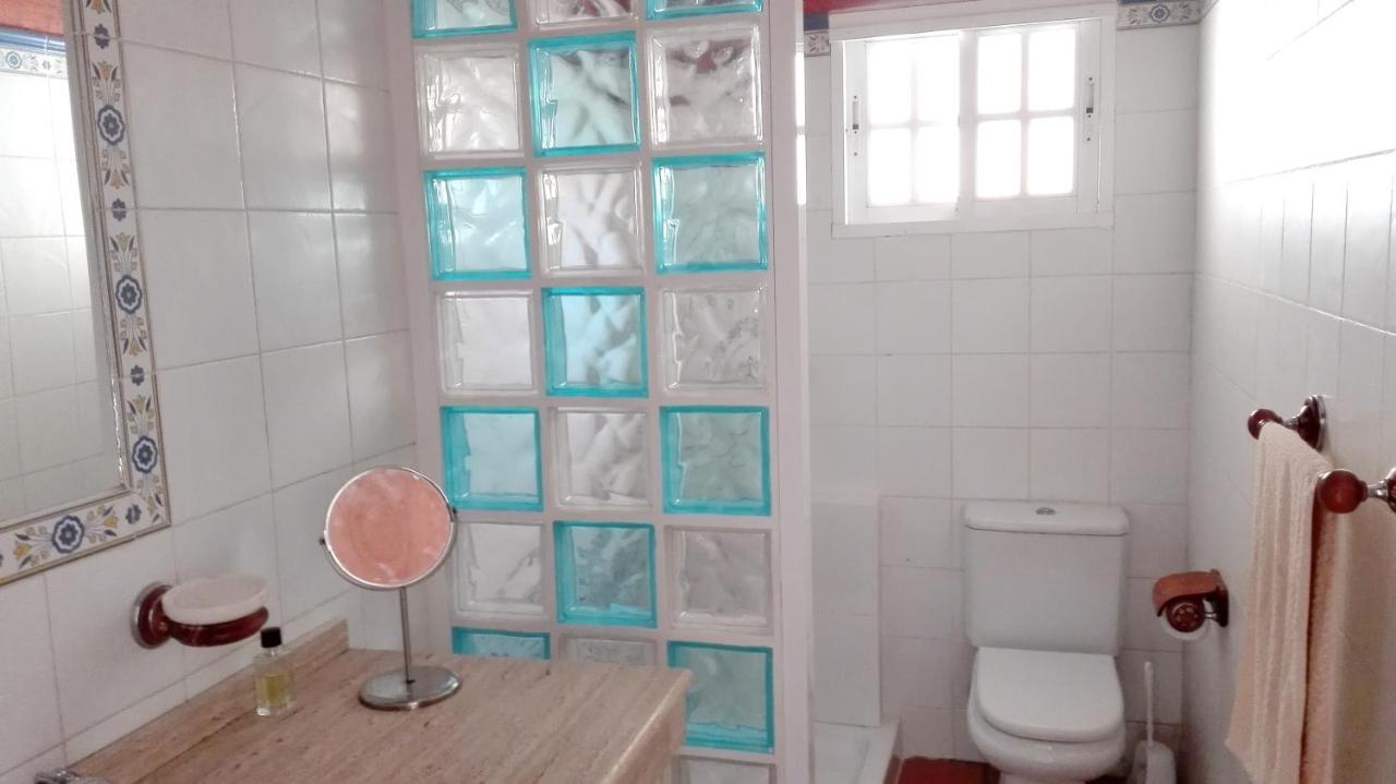 With 4 Bedrooms In With Furnished Balcony And Wifi * Malaga