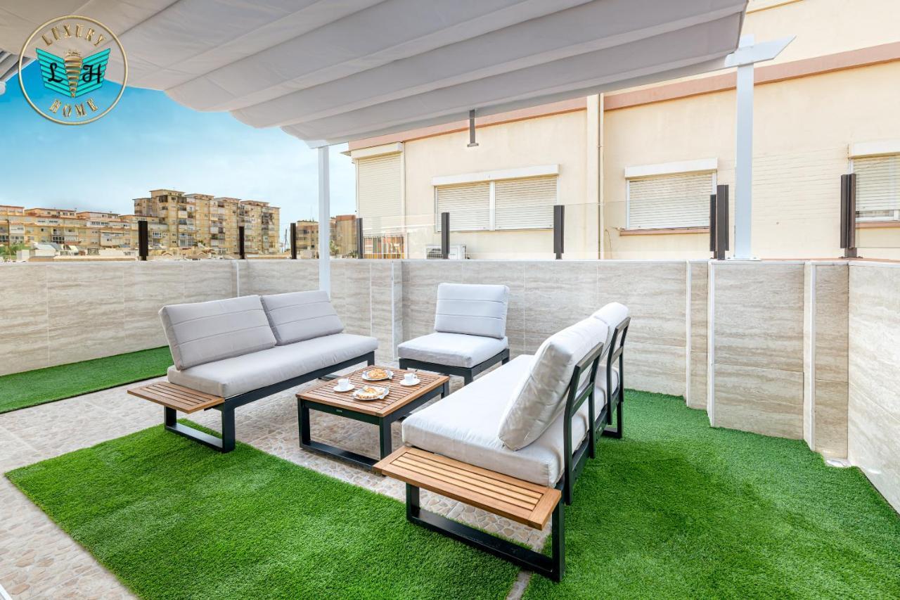 Luxury With Terrace Apartment