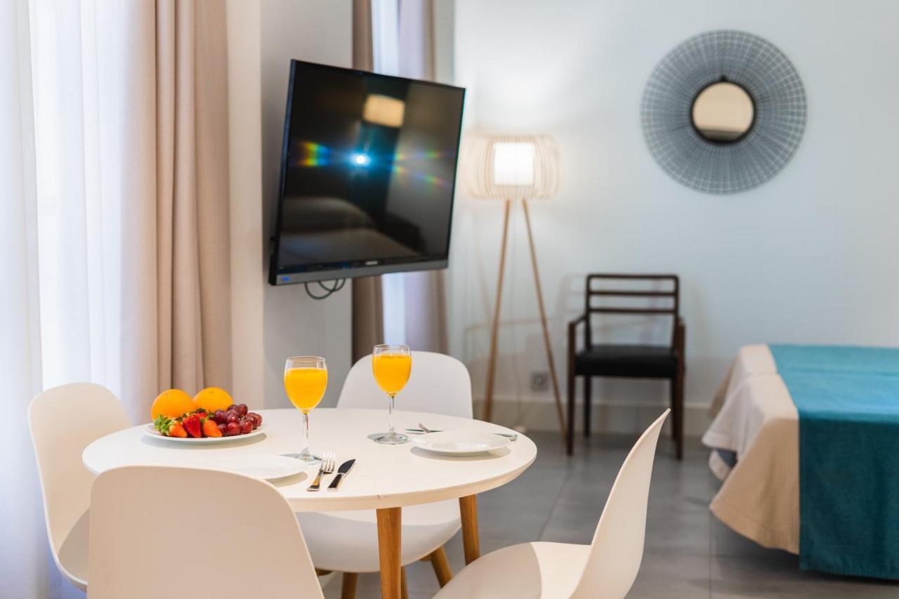 Debambu Larios Apartment