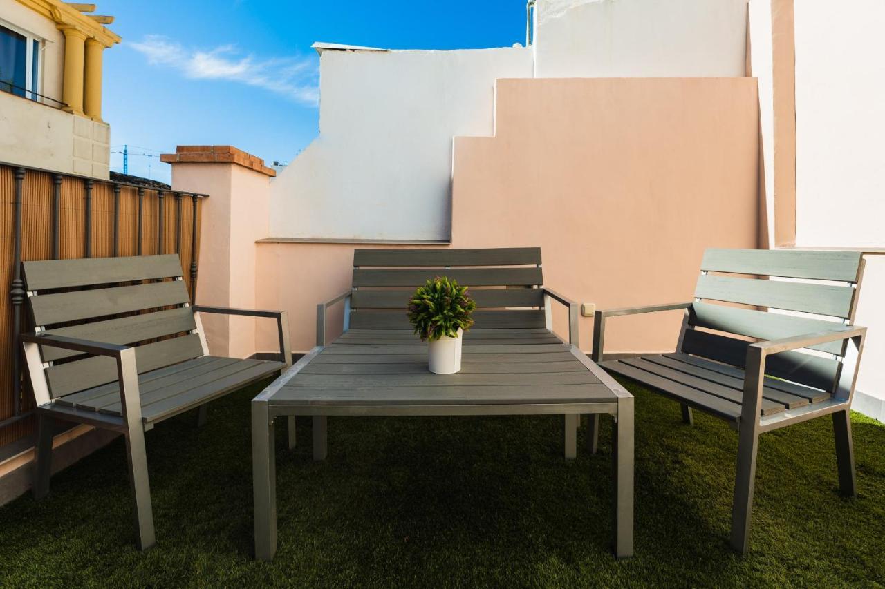 Debambu Larios Apartment