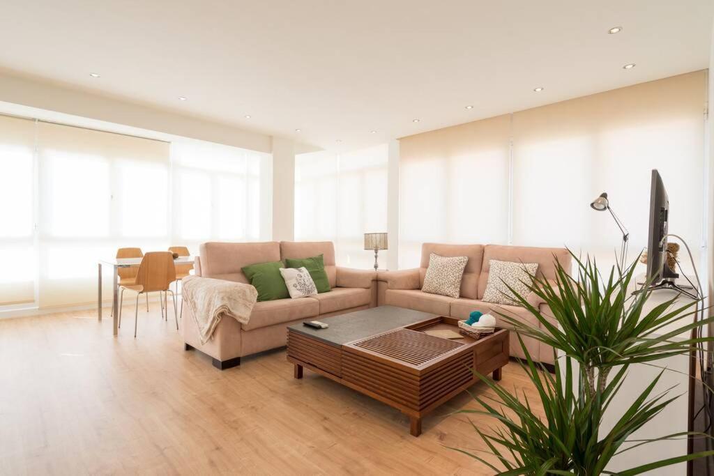 Tgh/ Compas De La Victoria Apartment