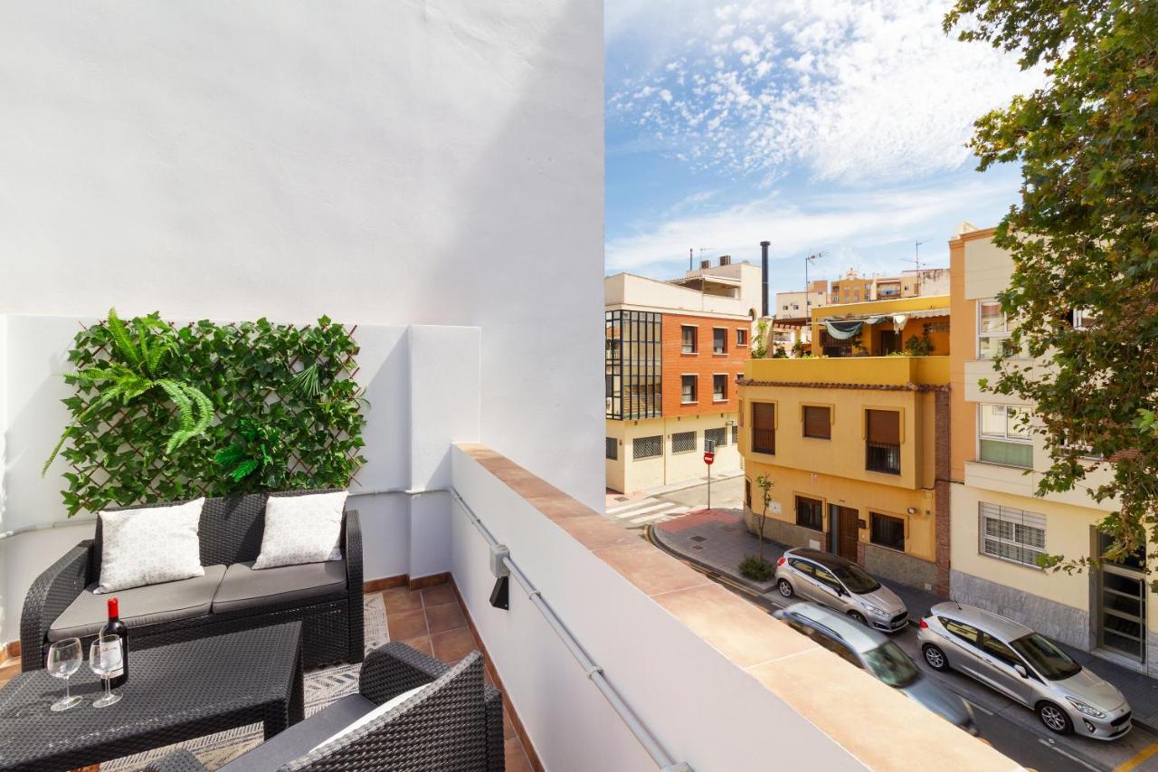 Barcelo 21, Parking On Request, Atico With Terrace & With Patio, Center, Breakfast Included, Quite Neighborhood, Bc Apartamento Málaga