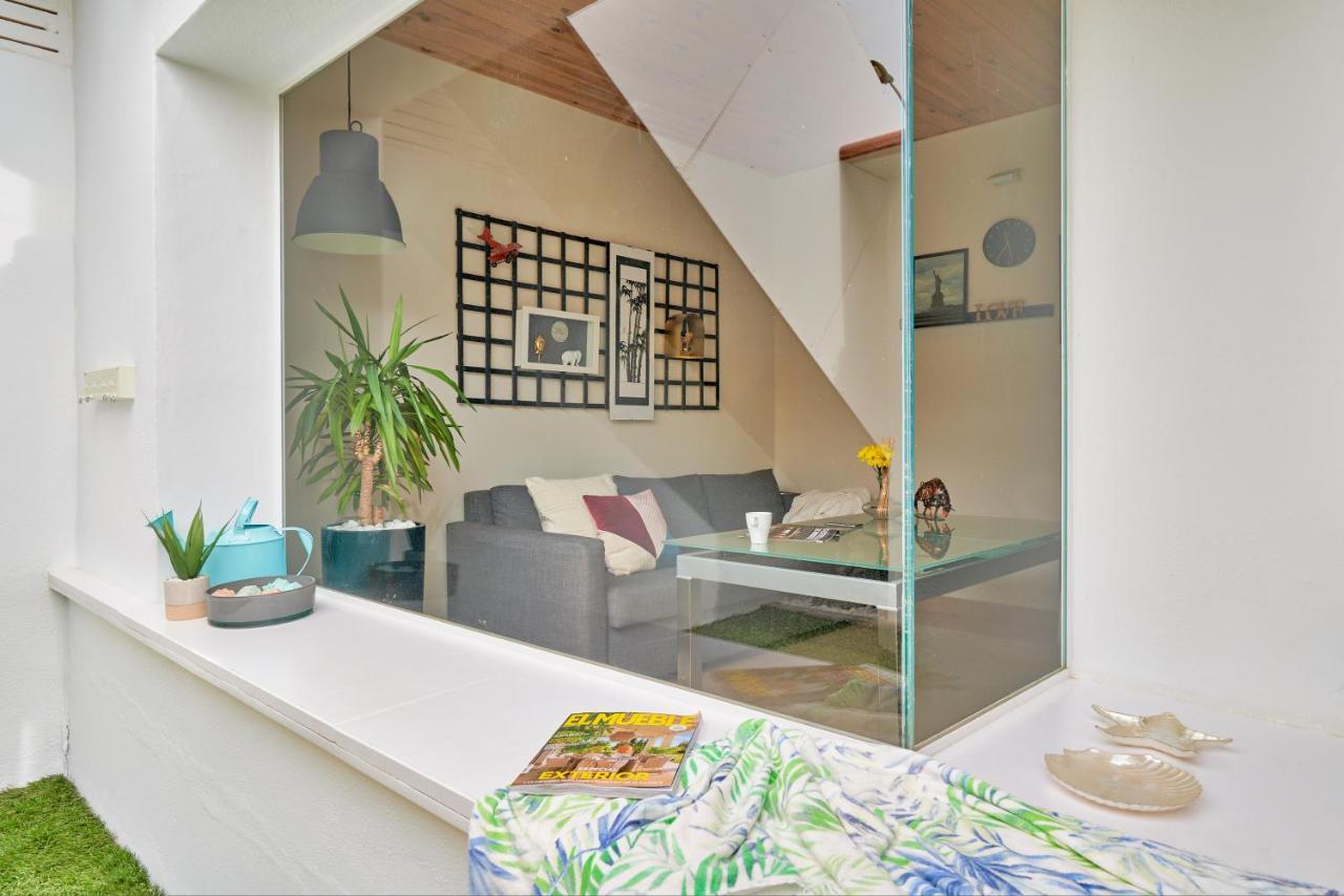 La Macarena Airport Apartment