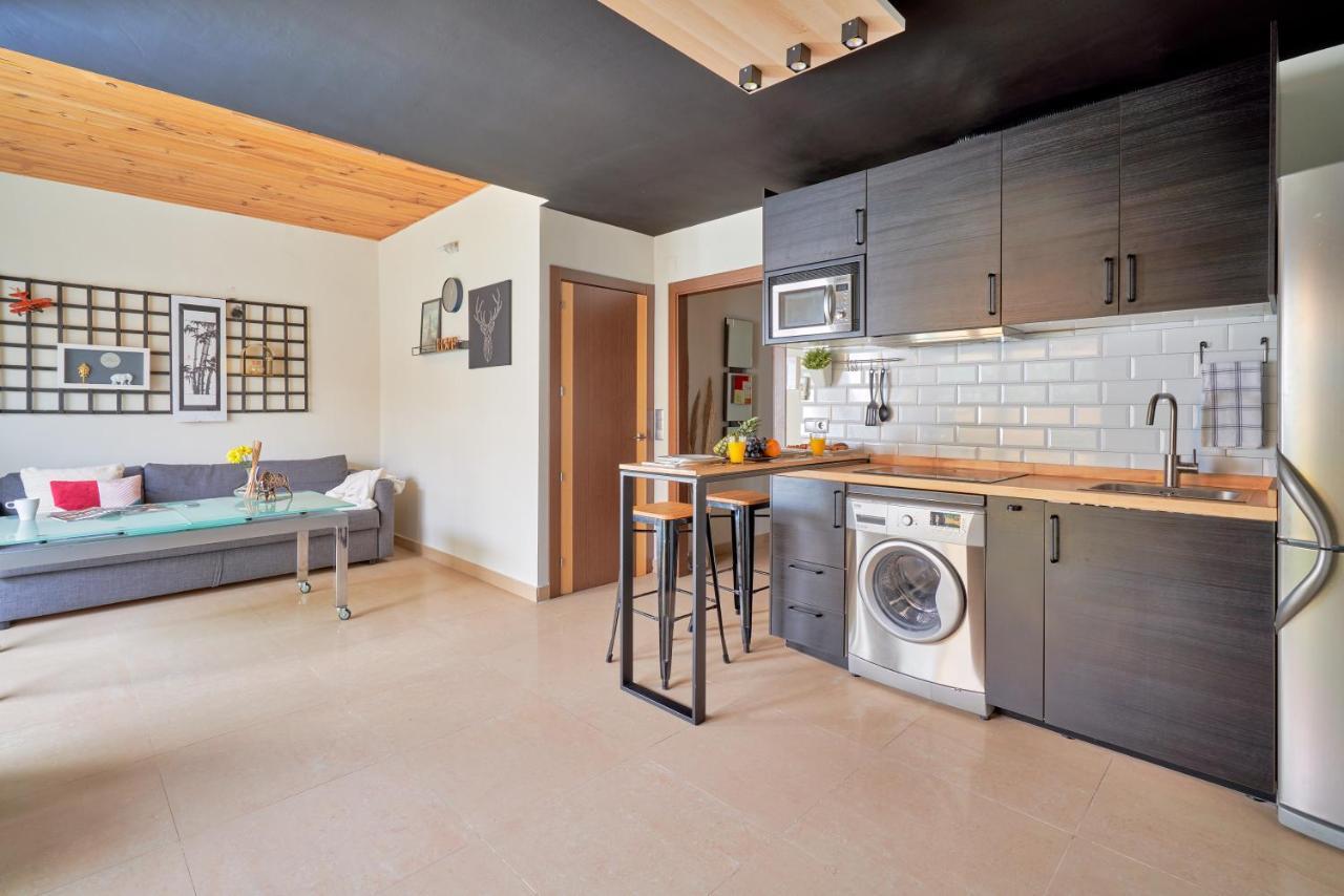 La Macarena Airport Apartment *