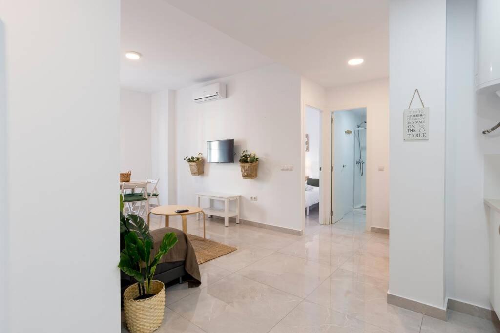Tgh/ Victoria Center 1b Apartment