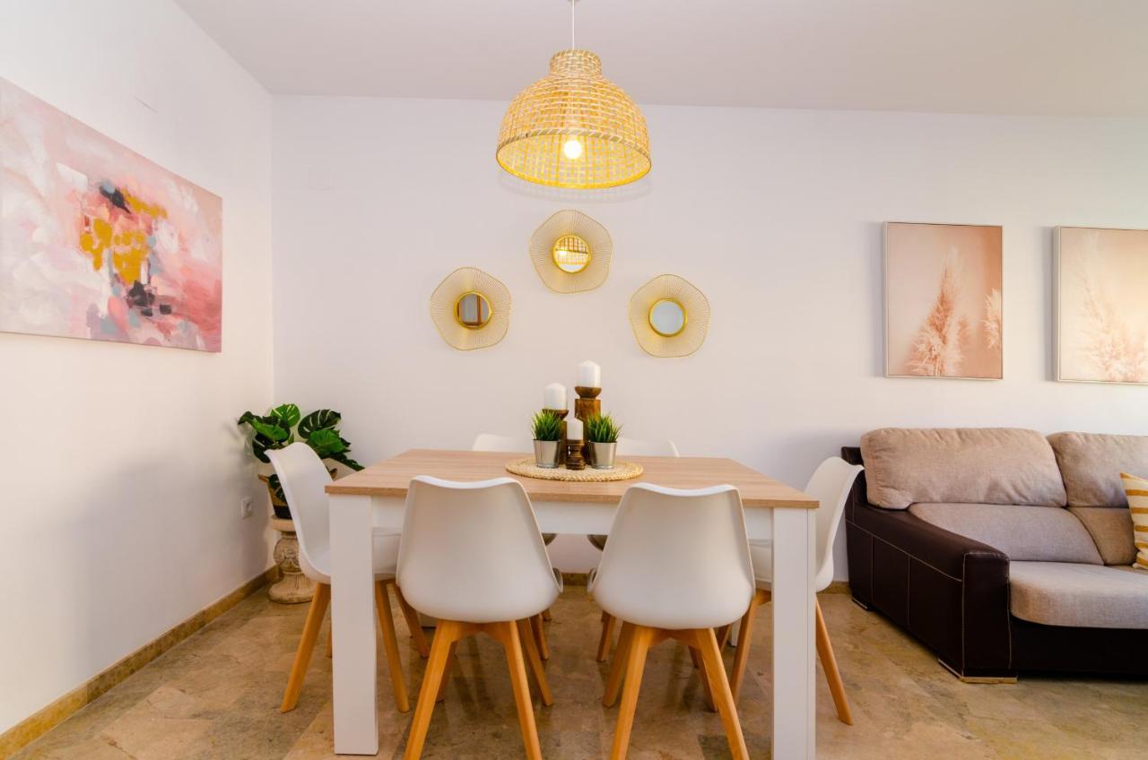 Apartamento Wintowinrentals Teatinos, Metro, Free Parking & Pool. Málaga