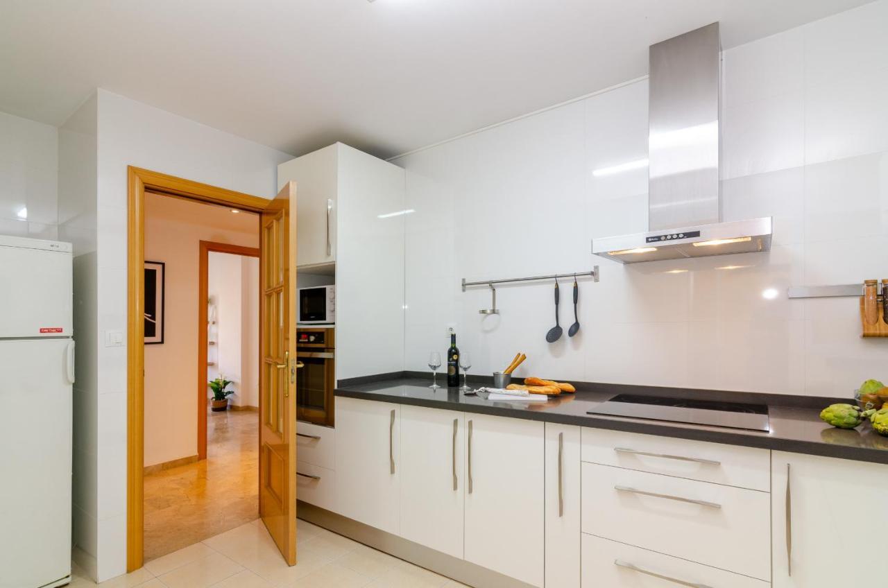 Apartamento Wintowinrentals Teatinos, Metro, Free Parking & Pool.