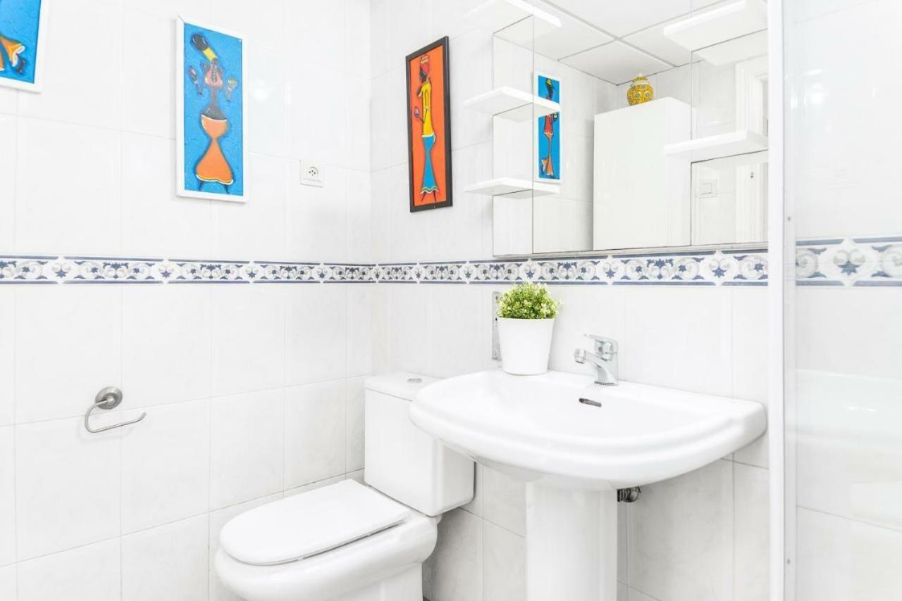 Lovely With River Views And Parking Apartment *