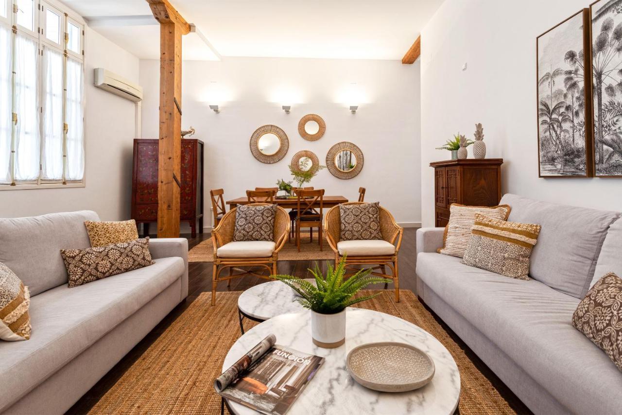 Genteel Larios Apartment *