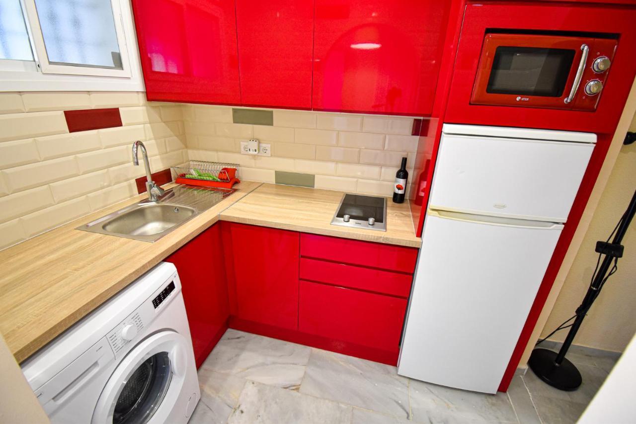 Apartment Benalmar Playa, Benalmadena Costa, 2 Bedroom Apartment, Fantastic Location Málaga