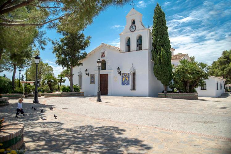 Apartment Benalmar Playa, Benalmadena Costa, 2 Bedroom Apartment, Fantastic Location Málaga