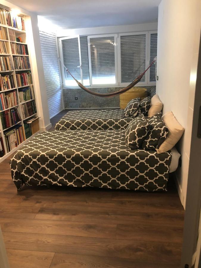 Chari Suites Homestay Malaga