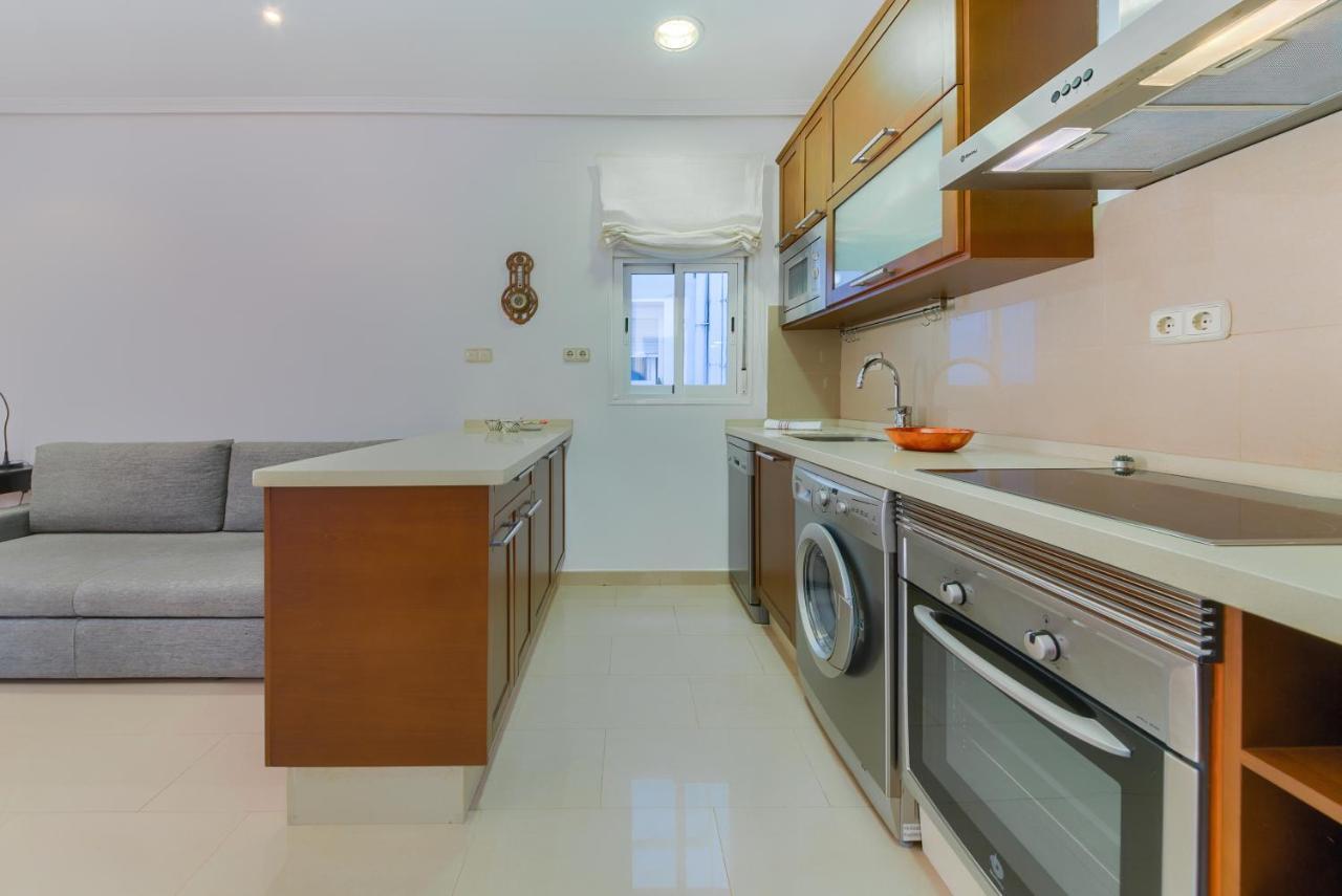 Holidays2malaga Lazcano High Wifi & French Balcony Apartment