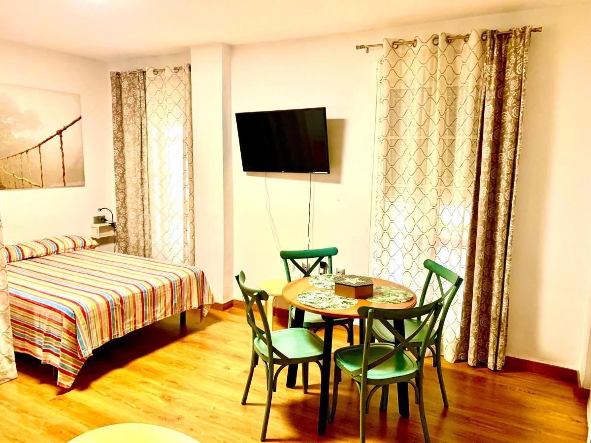Anas Centro Historico Apartment *