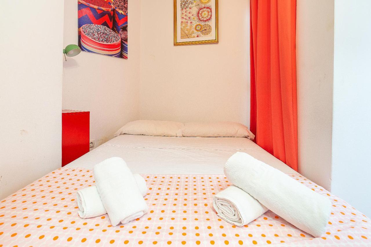 Soho Citycenter, Young People Only Apartment
