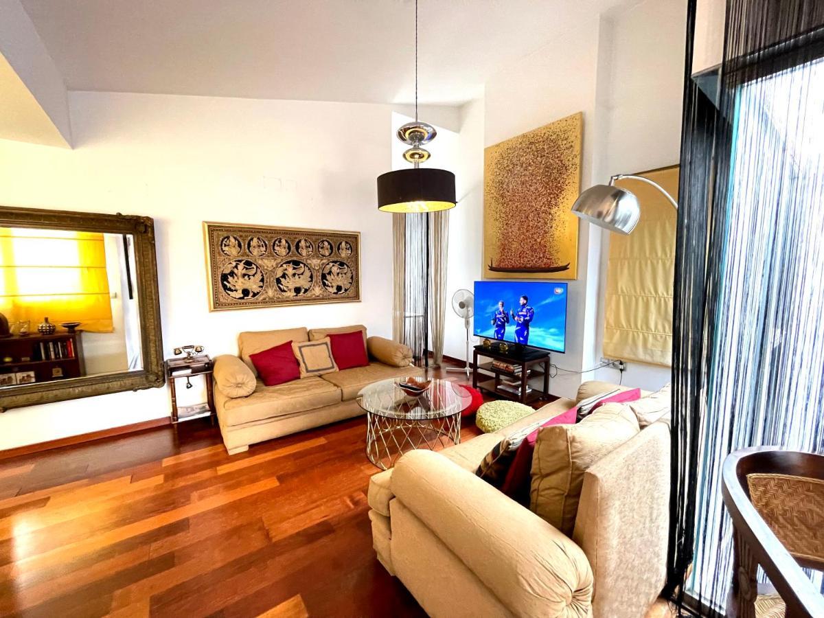Apartment Atico En Plaza De La Constitucion 3 Bedrooms Malaga