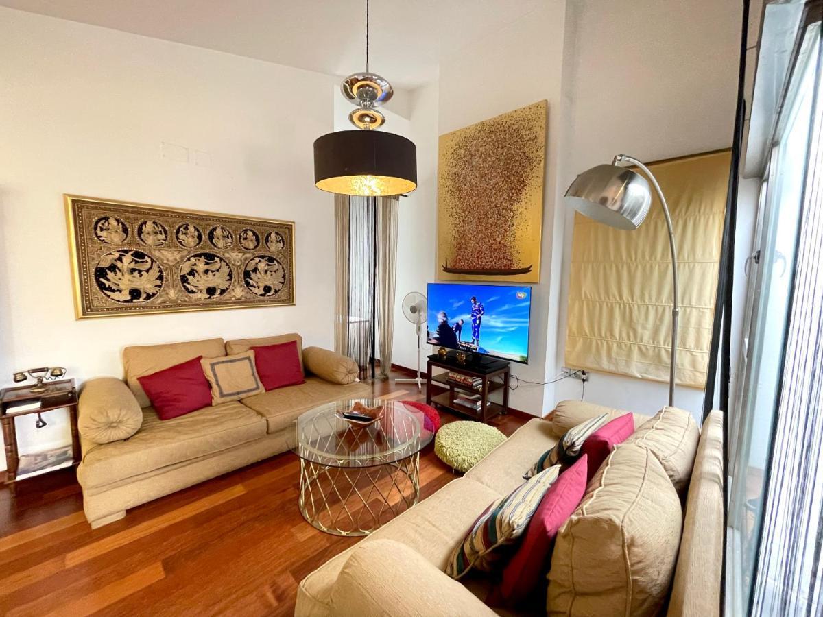 Atico En Plaza De La Constitucion 3 Bedrooms Apartment Malaga