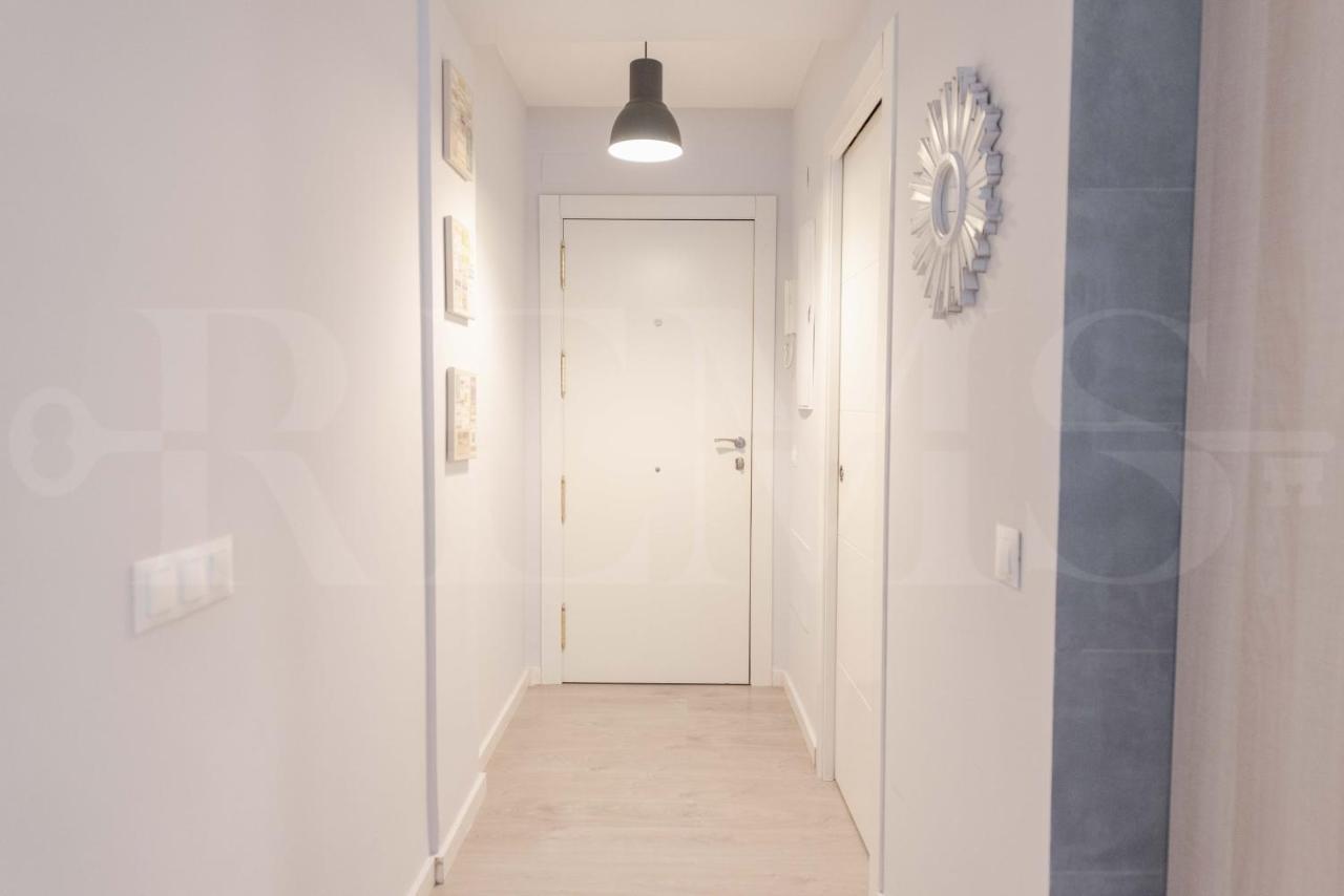 Apartment Cosy Flat With Private Balcony - Historic Center By Rems *
