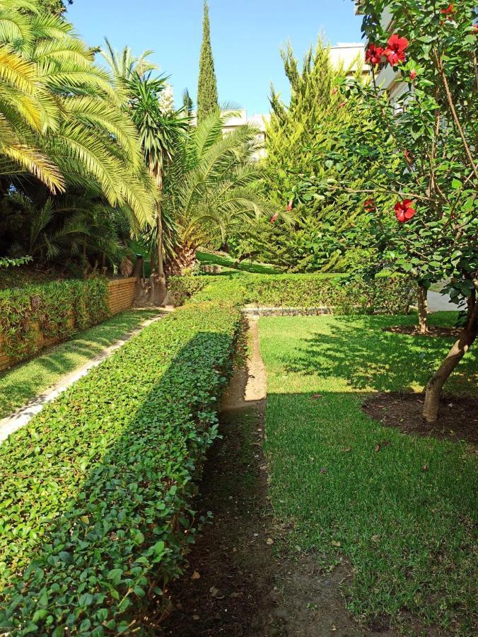 Chari Suites Homestay Malaga