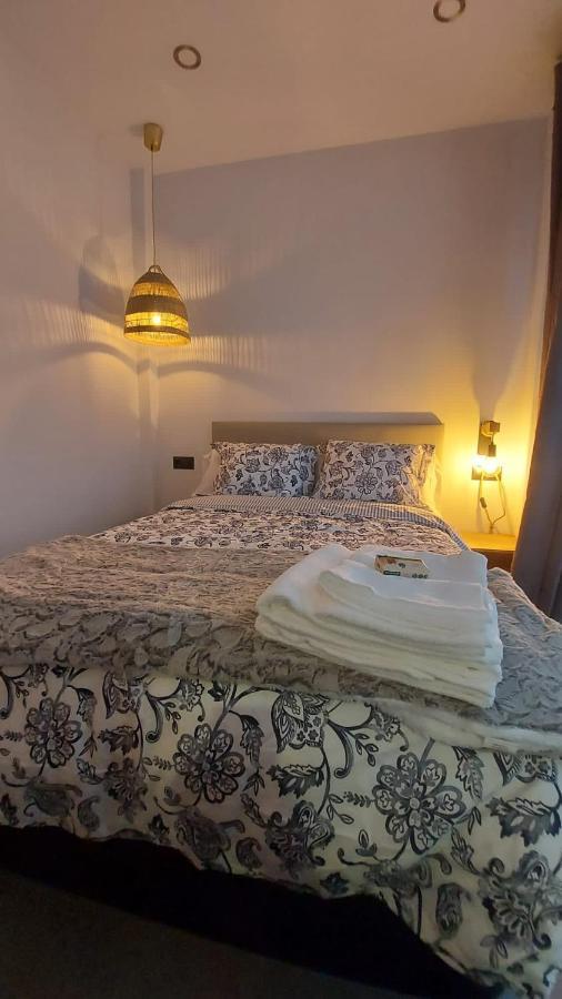 Apartamento Rent4 Mercedes *