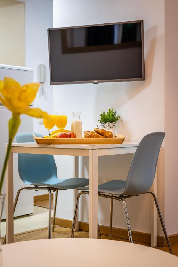 Historic Centre Mitjana Appartement *