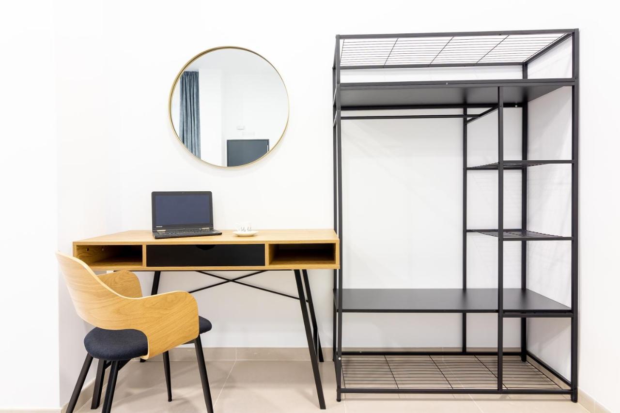 Center Flat Mariblanca 12 Sun & Terrace Boutique *
