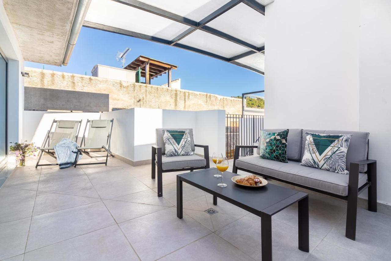 Center Flat Mariblanca 12 Sun & Terrace Boutique *