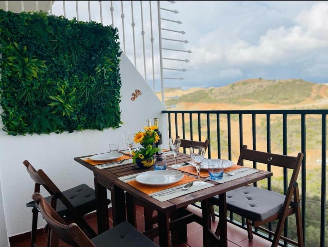 Two Bed, Two Bath With Sea Views - Angel De Miraflores *