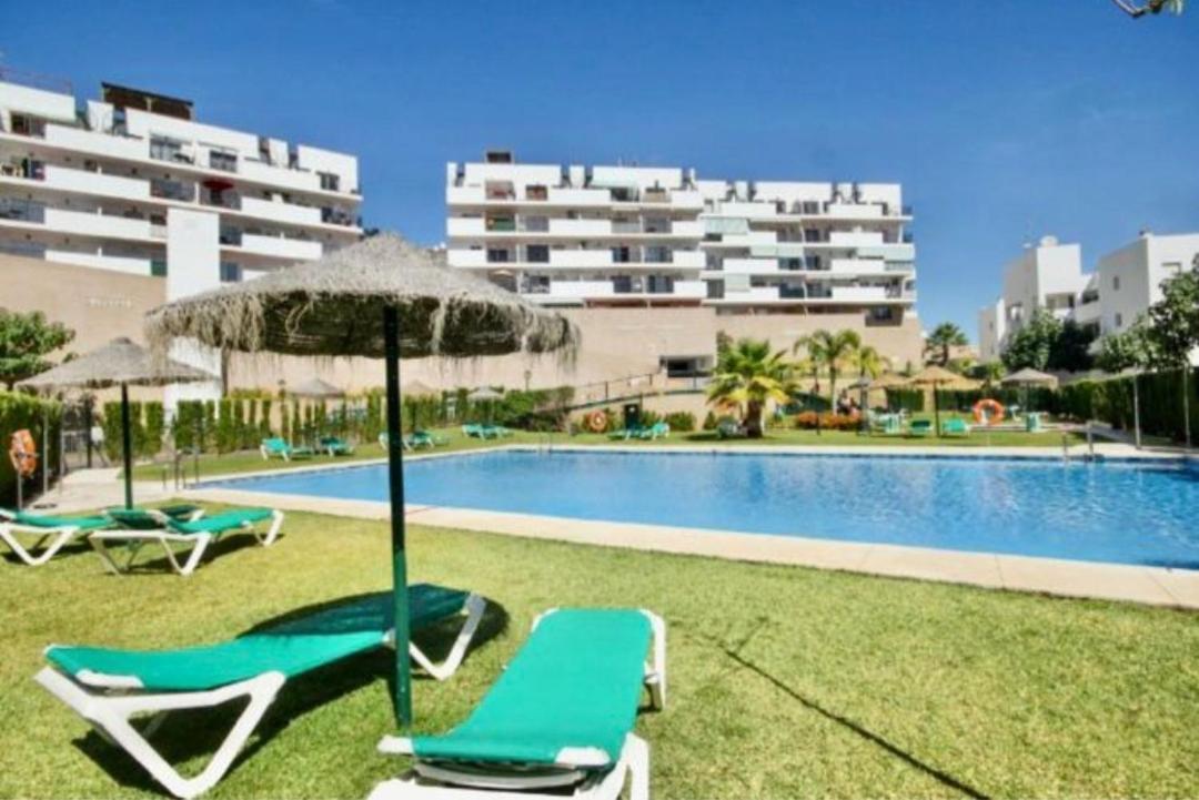Two Bed, Two Bath With Sea Views - Angel De Miraflores Apartment Malaga