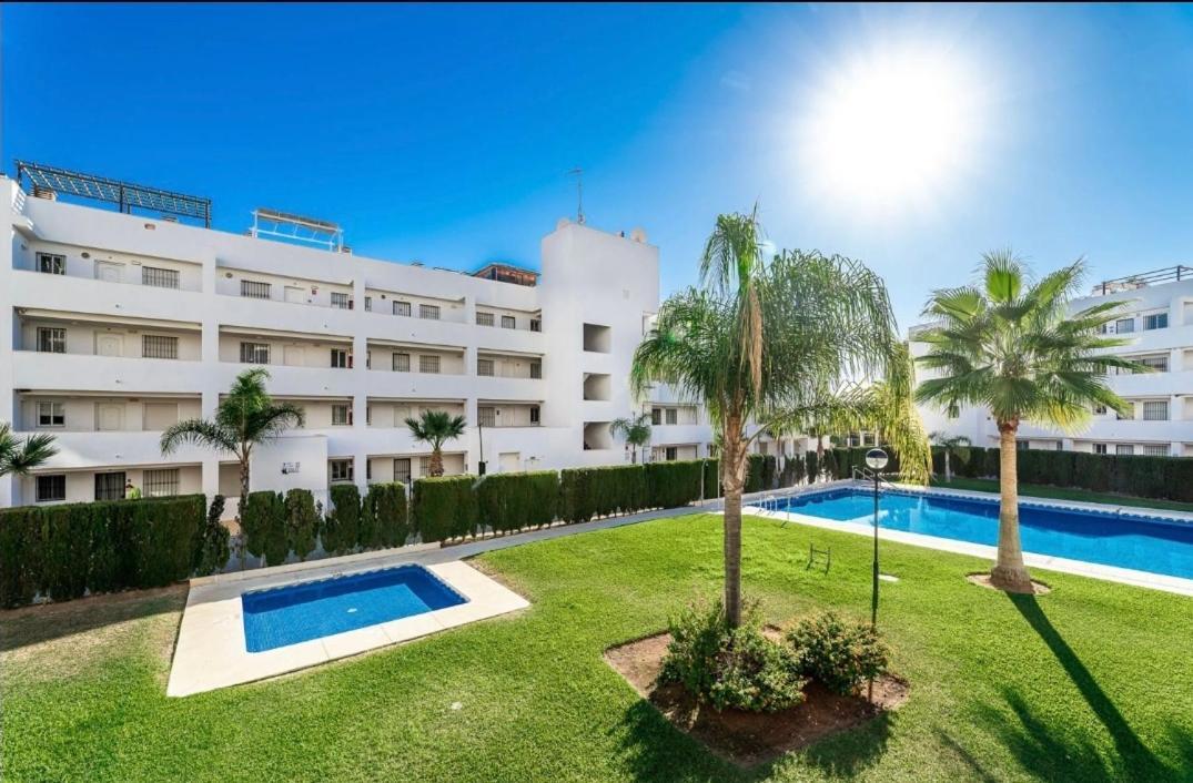 Two Bed, Two Bath With Sea Views - Angel De Miraflores