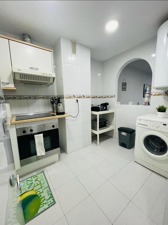 Two Bed, Two Bath With Sea Views - Angel De Miraflores Apartment