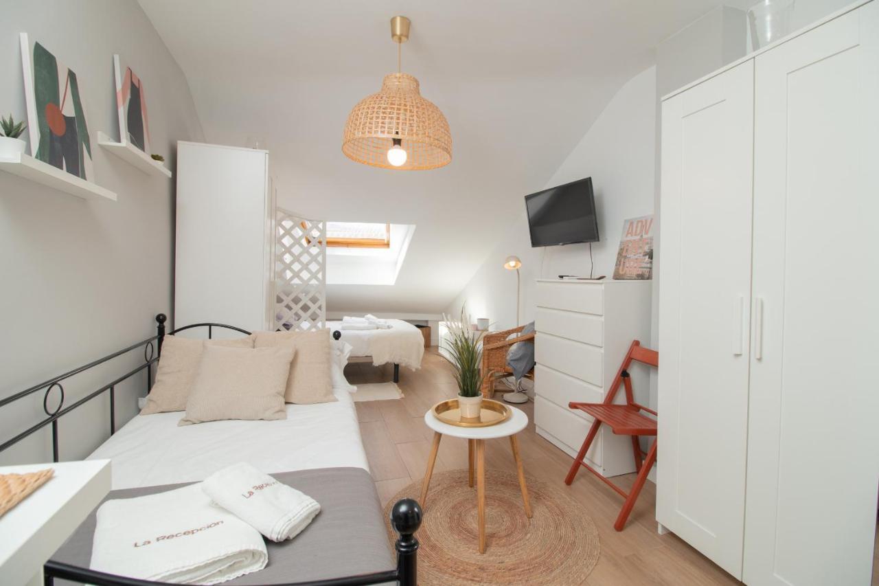 Apartment C96 - Brilliant Penthouse Studio