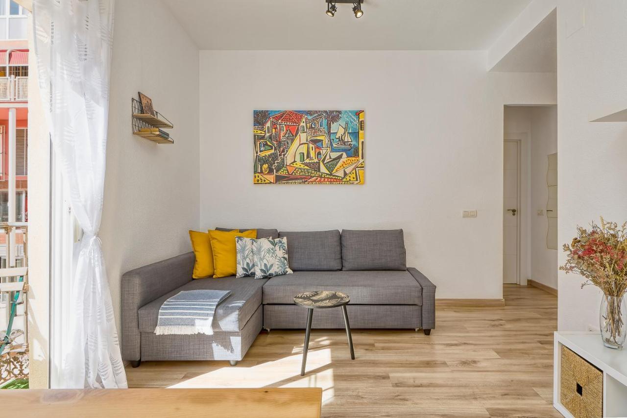 Bright & Breezy Merced Apartment Malaga