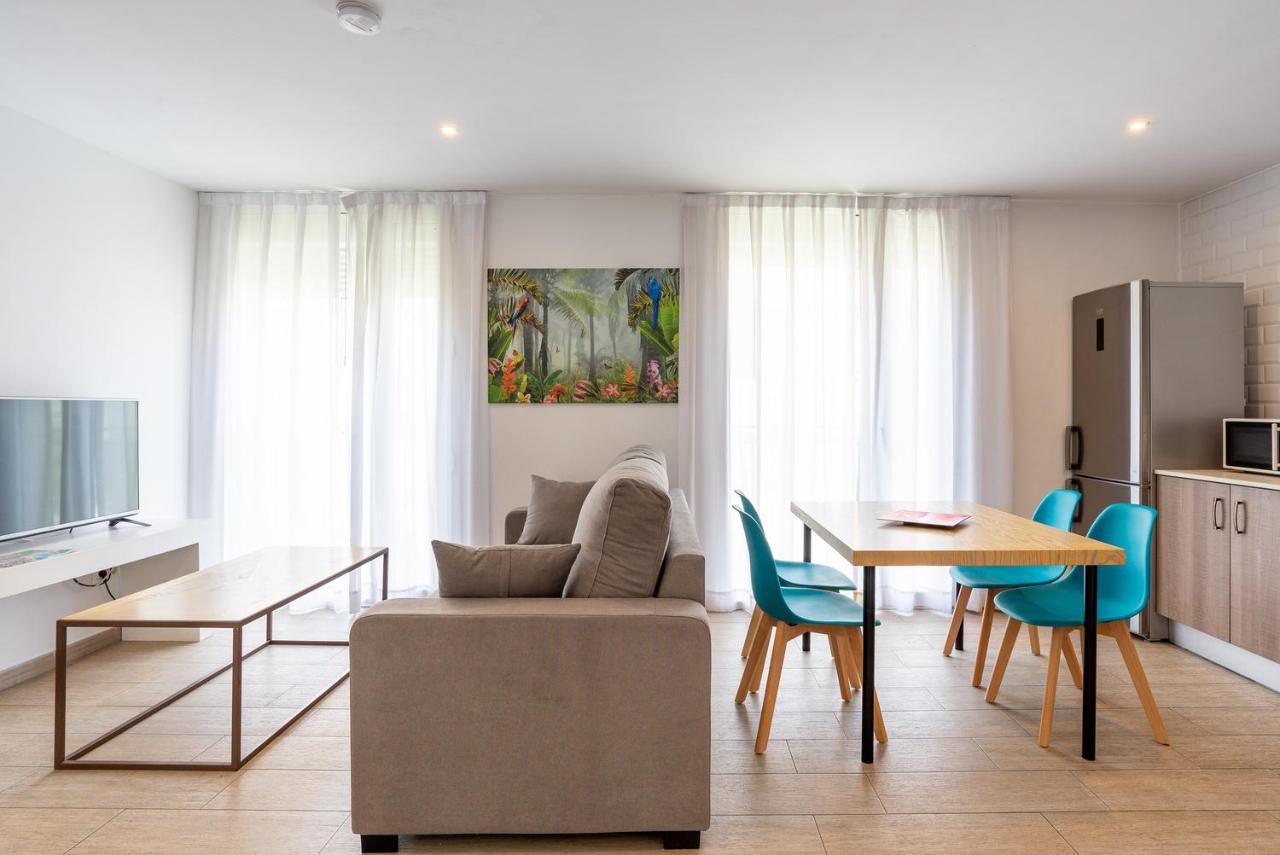 Dobo Homes - Sl4