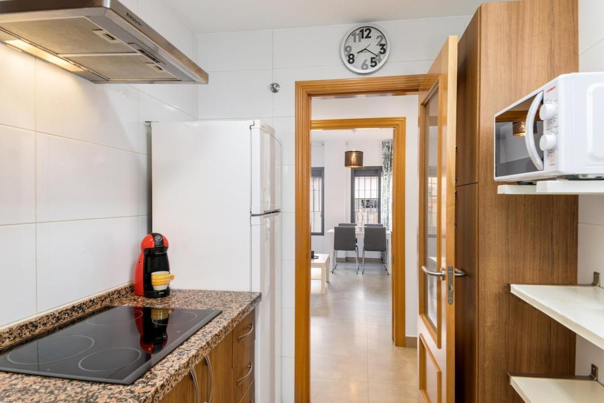 Apartment C54 - Homey 2 Bedroom In Town *